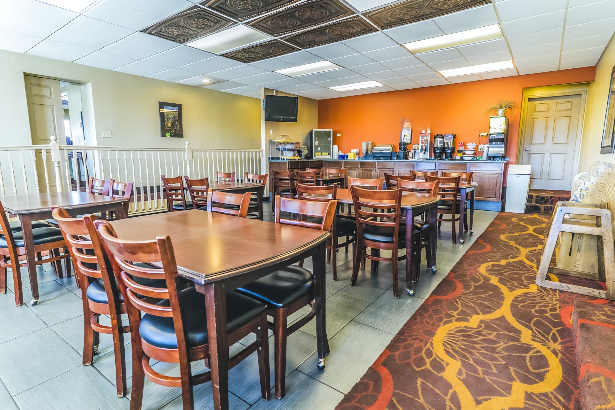 Breakfast area